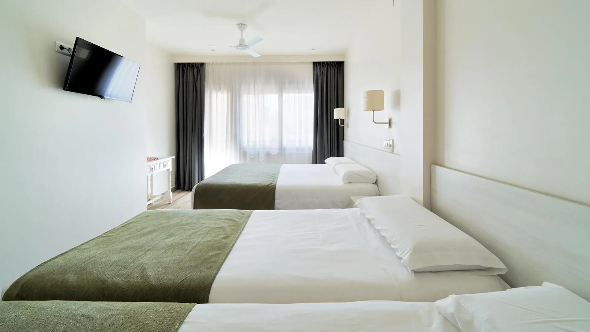 Hostal Sol Y Miel Benalmadena